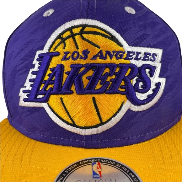 Los Angeles Lakers SnapBack 2013 Draft Cap Hat Flat-brimmed Logo Embroidered NBA - Picture 5 of 16